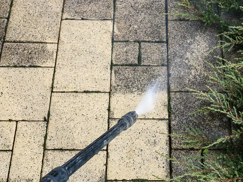 Pflasterreinigung